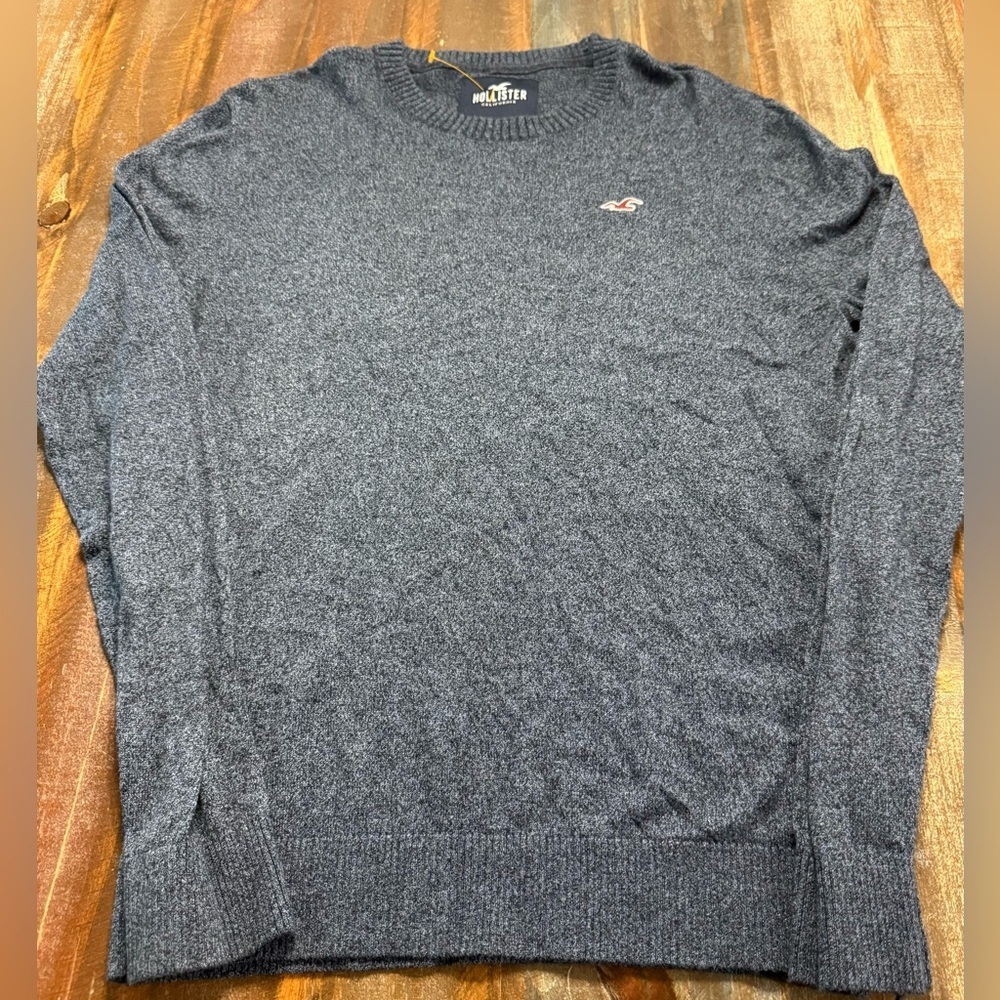Hollister Crewneck Sweater EUC